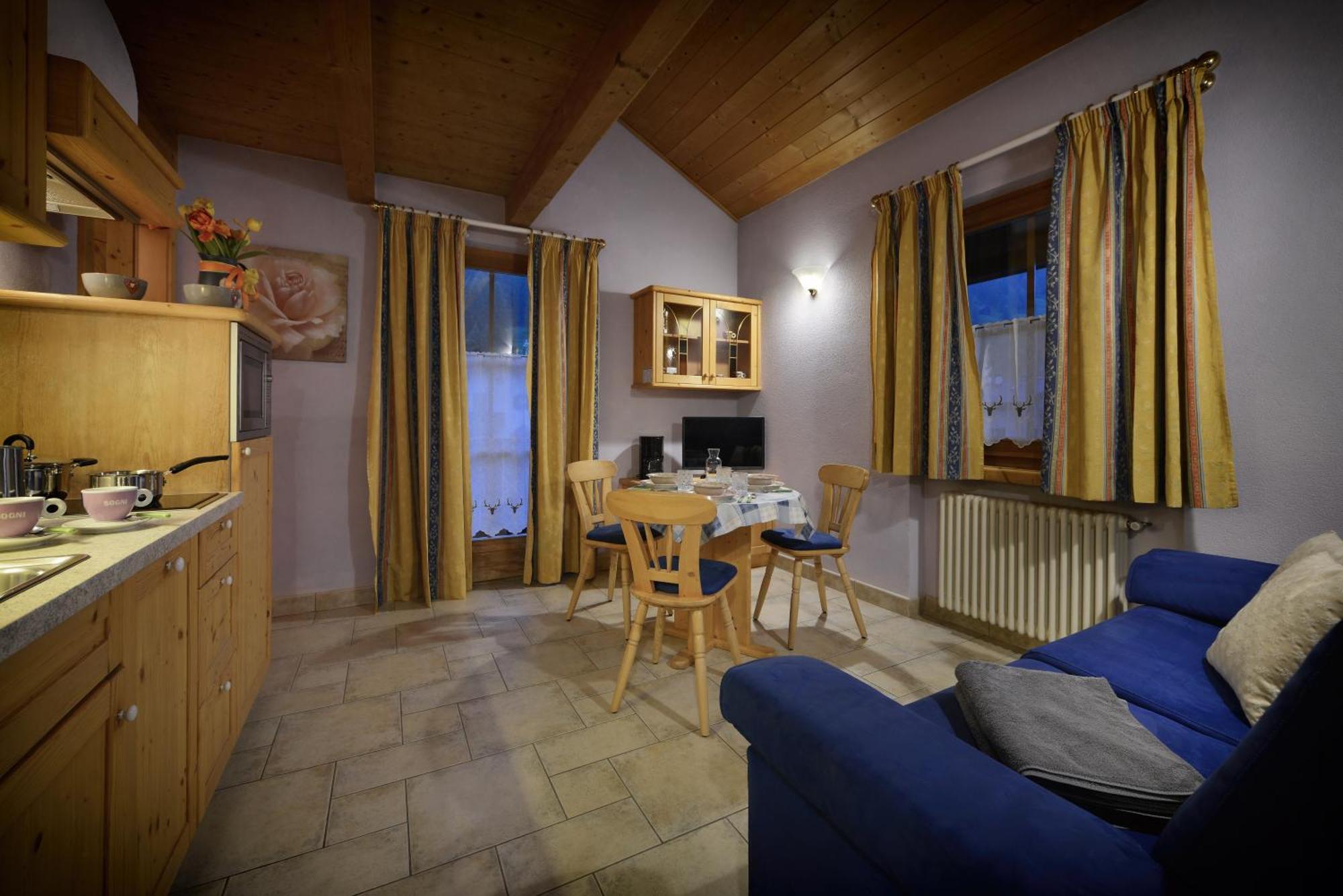 Residence Le Cascate Livigno Exteriör bild